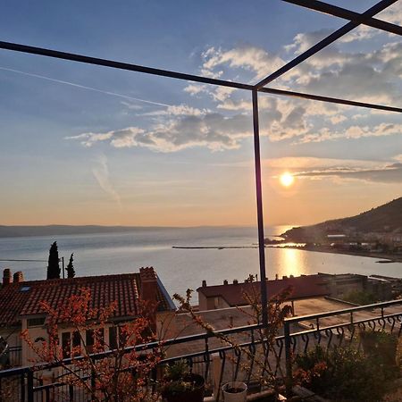 Apartman Nora Omiš Eksteriør billede