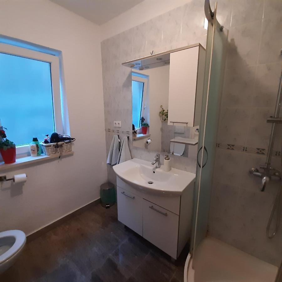 Apartman Nora Omiš Eksteriør billede