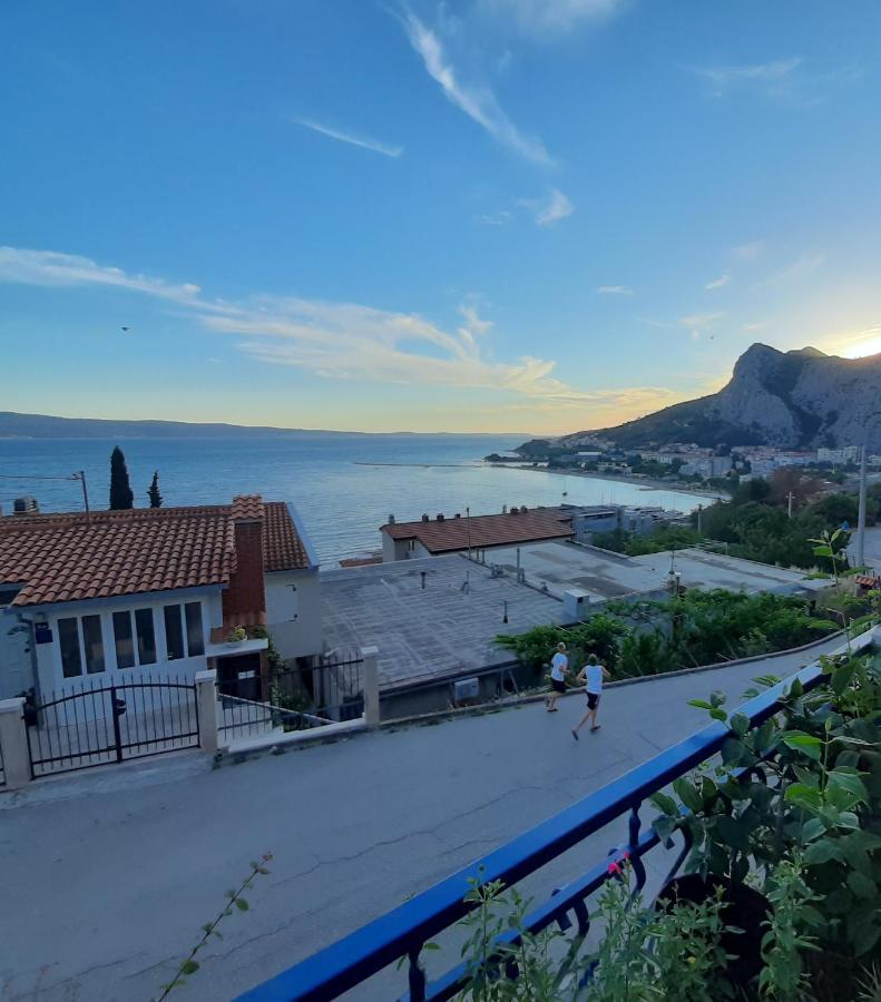 Apartman Nora Omiš Eksteriør billede